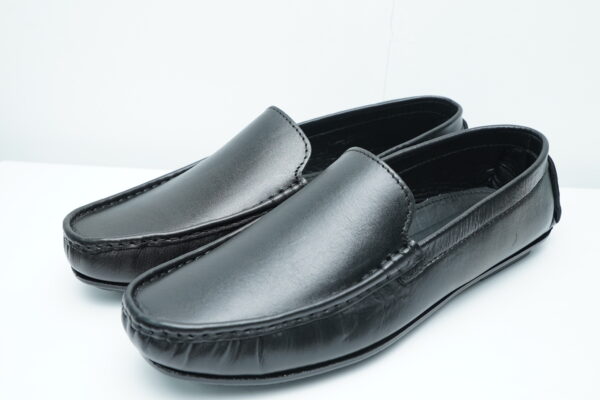 Black Classic Plain loafer ( Code 001)